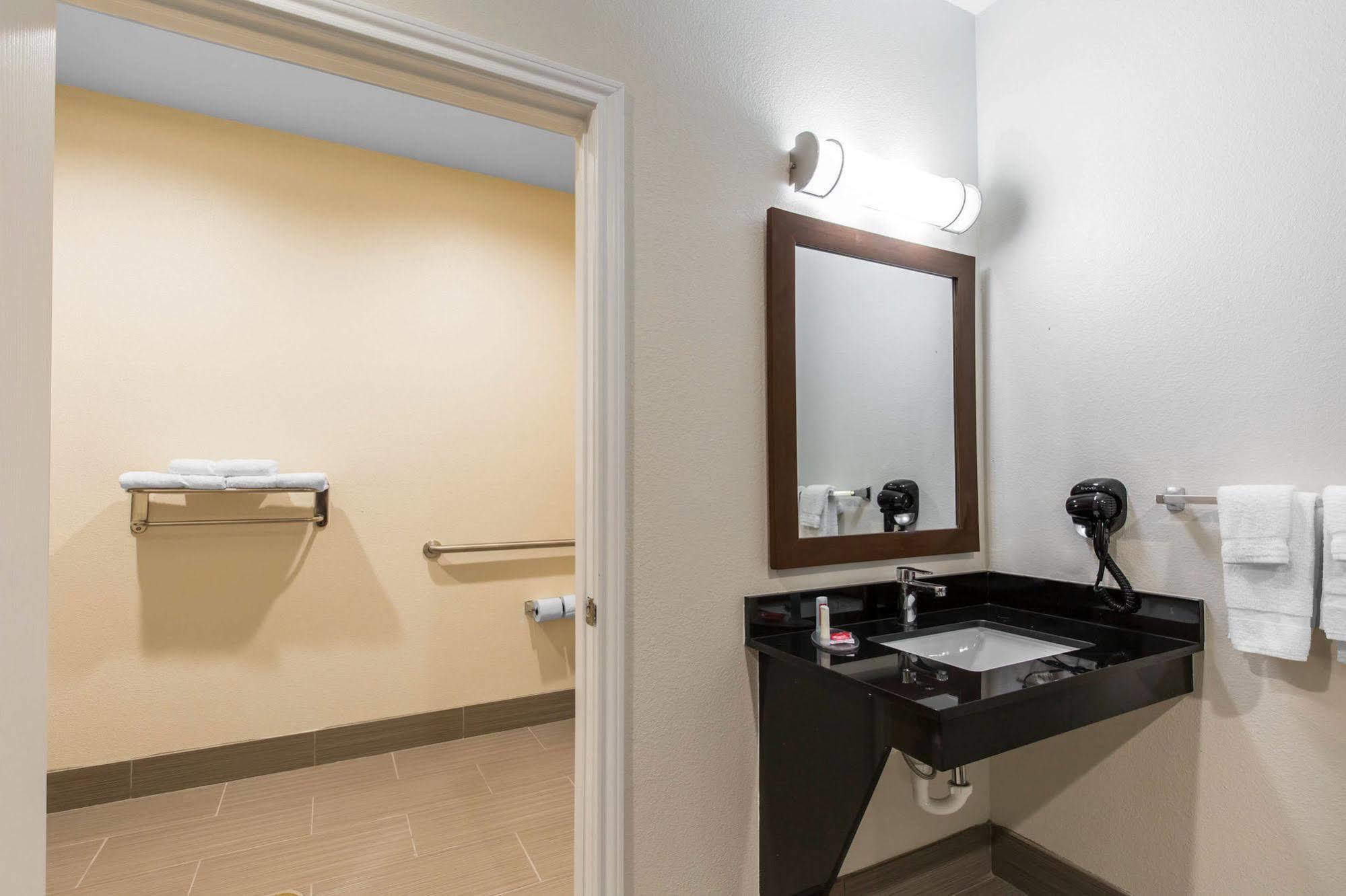 Scottish Inns & Suites Spring - Houston North מראה חיצוני תמונה